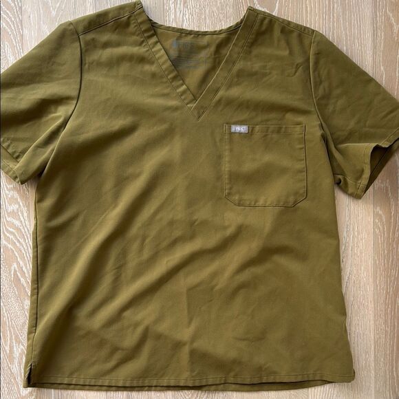 FIGS One-Pocket Scrub Top V-Neck Olive Green SzXXL - Picture 1 of 9